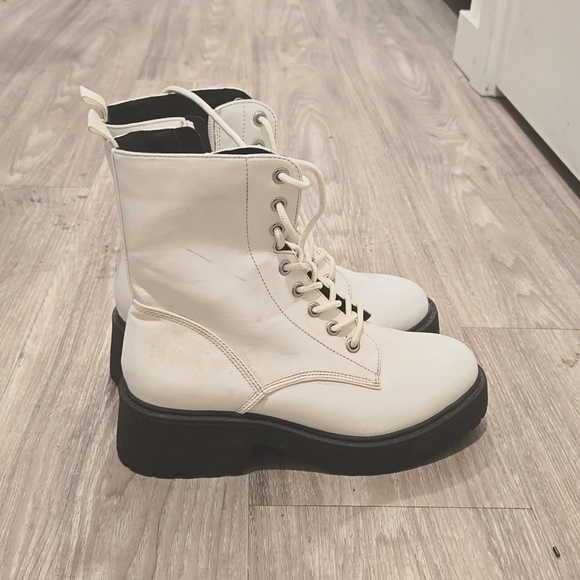 Boots - Picture 1 of 1